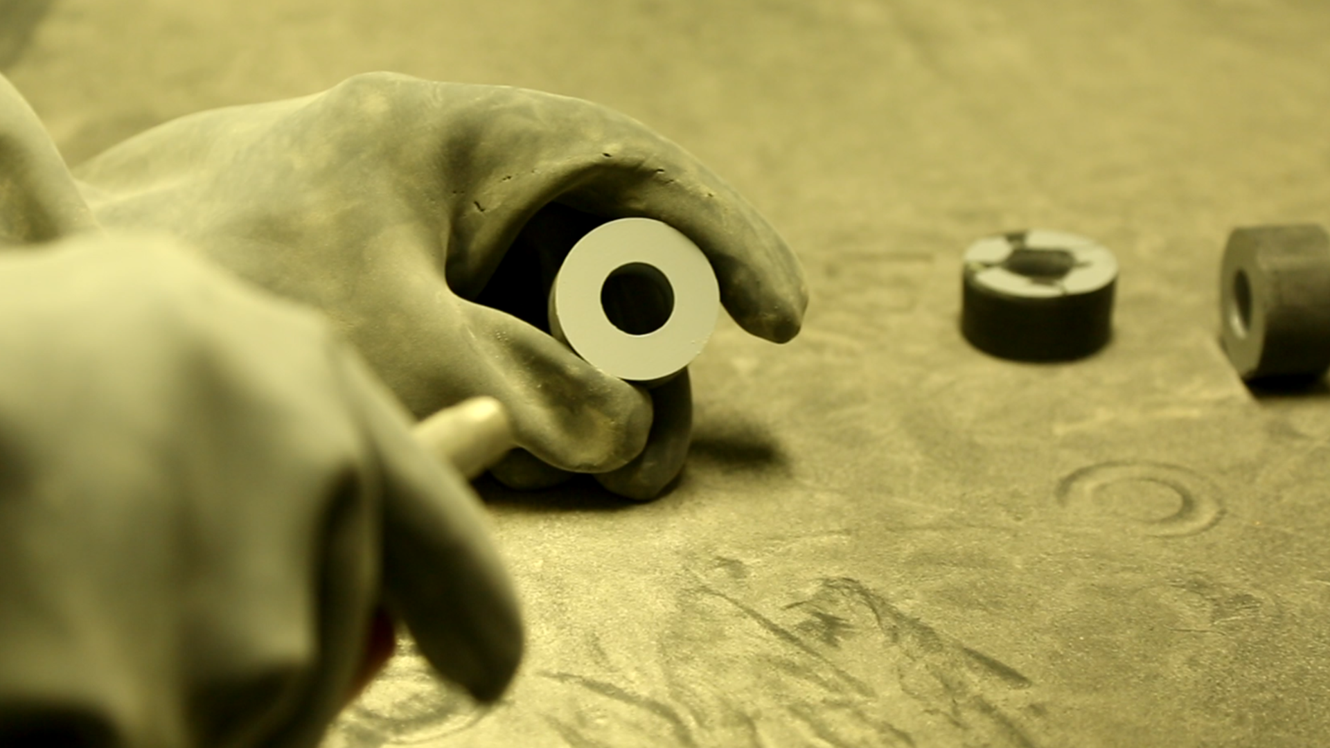 Cleaning a silicone mask for reuse