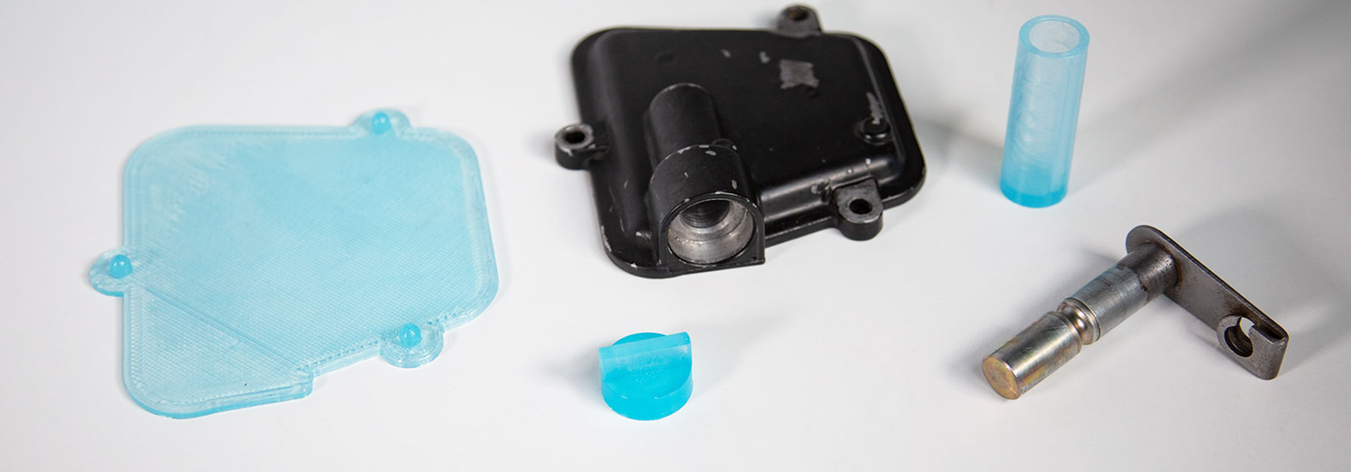 Silicone 3D printing for surface treatment powder